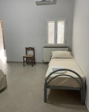 Dimora Nonna Ada Bed & Breakfast Aradeo Exterior photo
